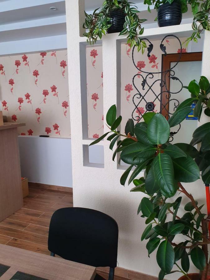Tranzitrooms Bucarest Exterior foto